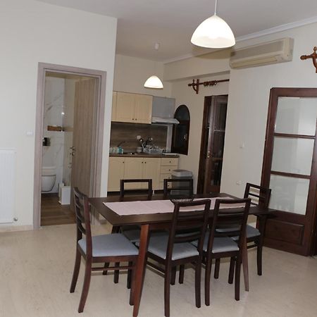 Giotis Apartments เลปโตการายา ภายนอก รูปภาพ