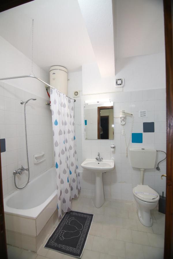 Giotis Apartments เลปโตการายา ภายนอก รูปภาพ