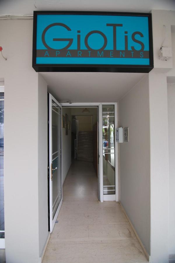 Giotis Apartments เลปโตการายา ภายนอก รูปภาพ