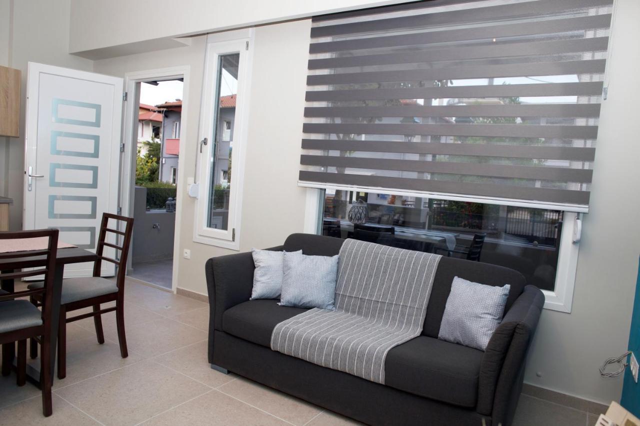 Giotis Apartments เลปโตการายา ภายนอก รูปภาพ