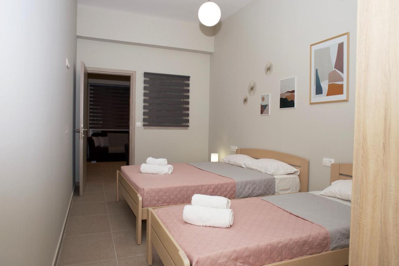 Giotis Apartments เลปโตการายา ภายนอก รูปภาพ